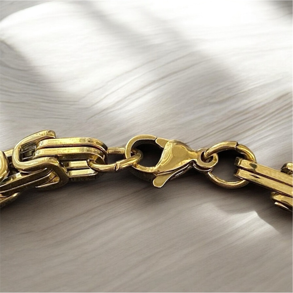14 karat Gold plated Stainless Steel 8.3 inch 7mm width bracelet - Picture 4 of 7
